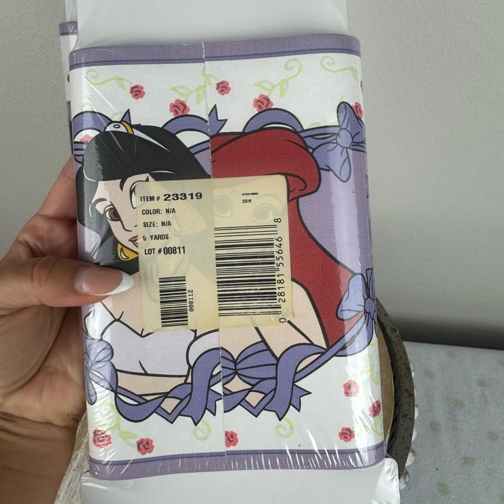 Disney Princess Ariel, Snow White, Belle Wall Border decor border